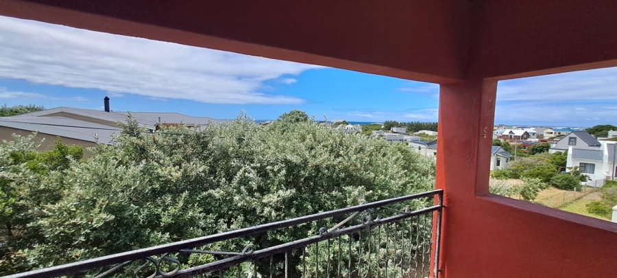 To Let 2 Bedroom Property for Rent in Bettys Bay Western Cape
